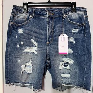 Womens Bermuda Shorts